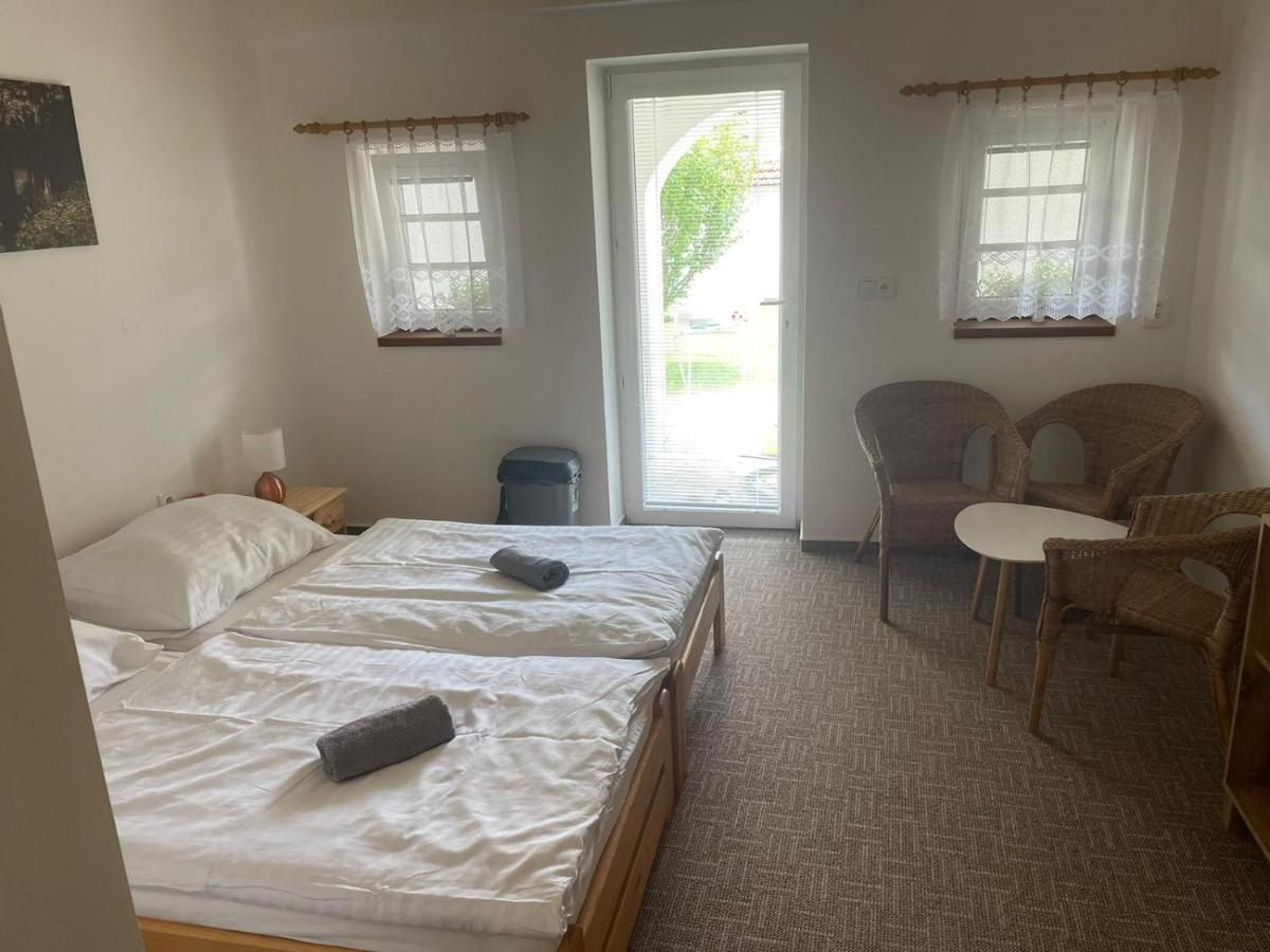 Apartmány u Pálavy Přítluky Kültér fotó
